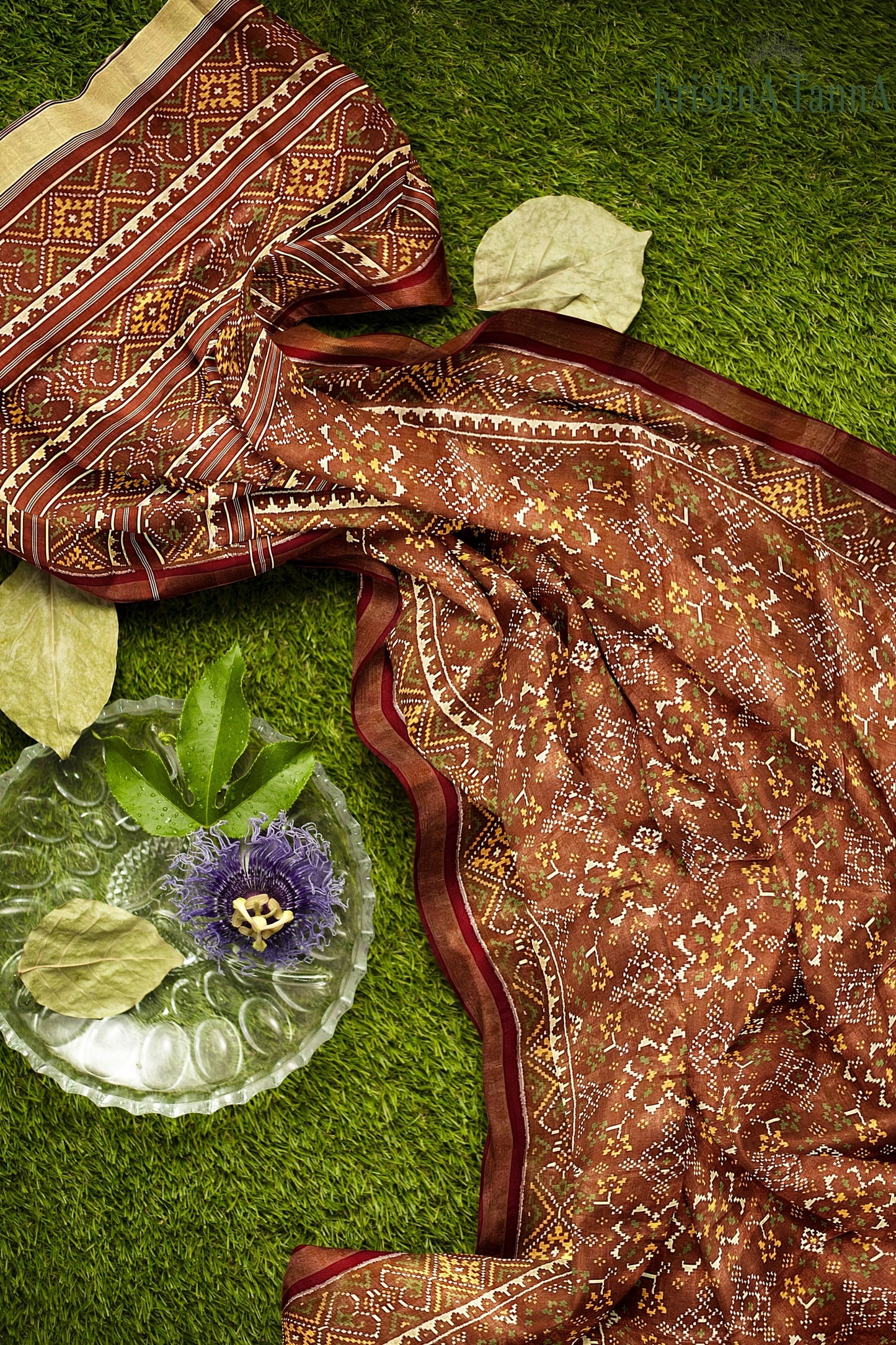 Krishna Tanna Hand Woven Rajkot Patola Pure Silk Single Tissue Saree