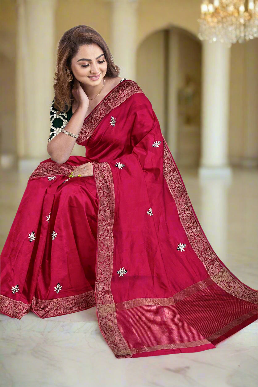 Krishna Tanna knitted Gota work Saree with knitted embroidery on Monga Chittapati - Red
