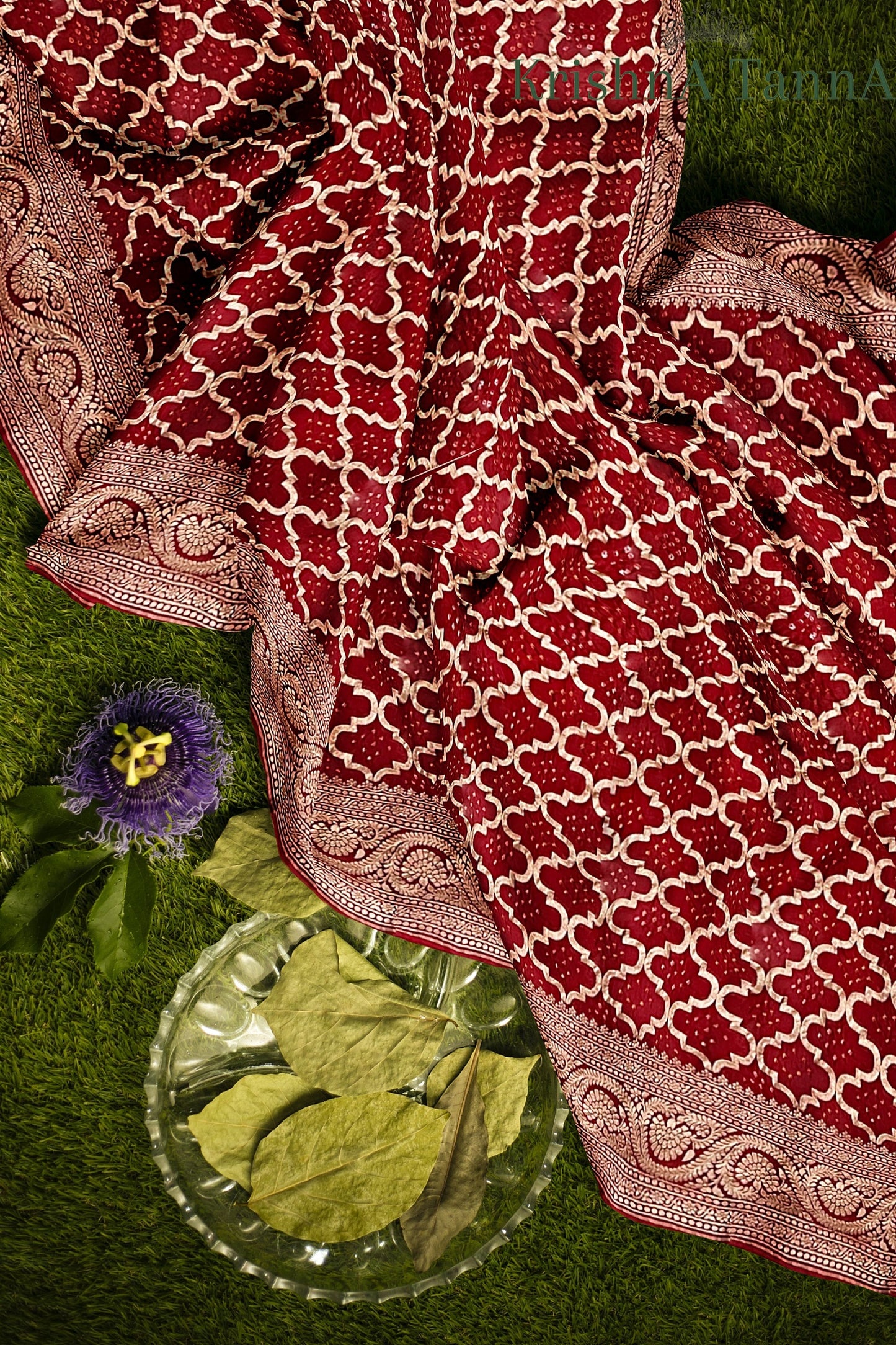 Krishna Tanna Hand Weaved Pure Georgette Nim Zari Jungla Bandhani - Tie & Dye Saree